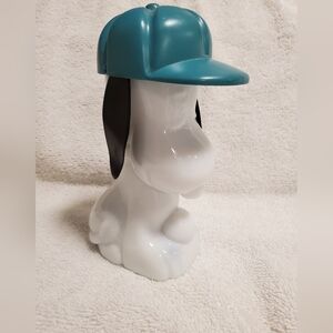 Vintage Snoopy Milk Glass Baseball Figurine 1969 Peanuts Avon After Shave Full